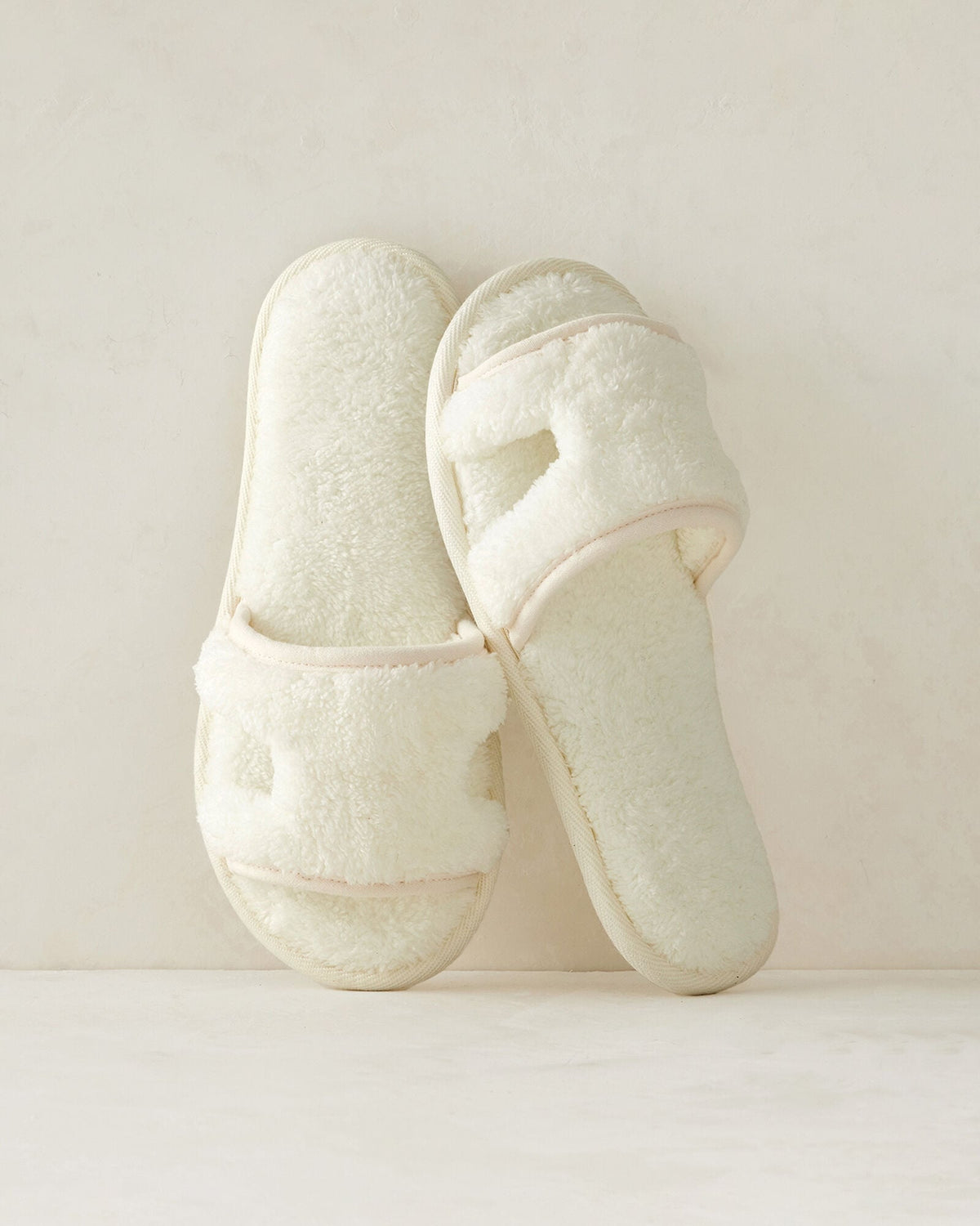 Talbots PLUSH CUTOUT SLIPPERS
