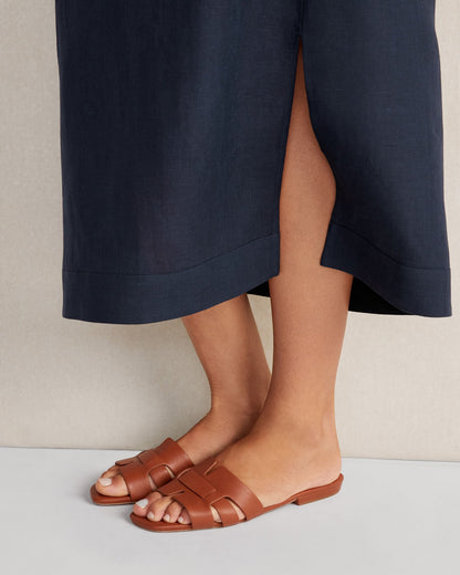 Talbots LEATHER THREADED CUT-OUT SLIDES