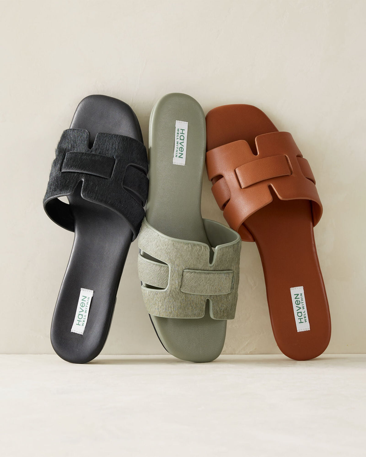 Talbots LEATHER THREADED CUT-OUT SLIDES