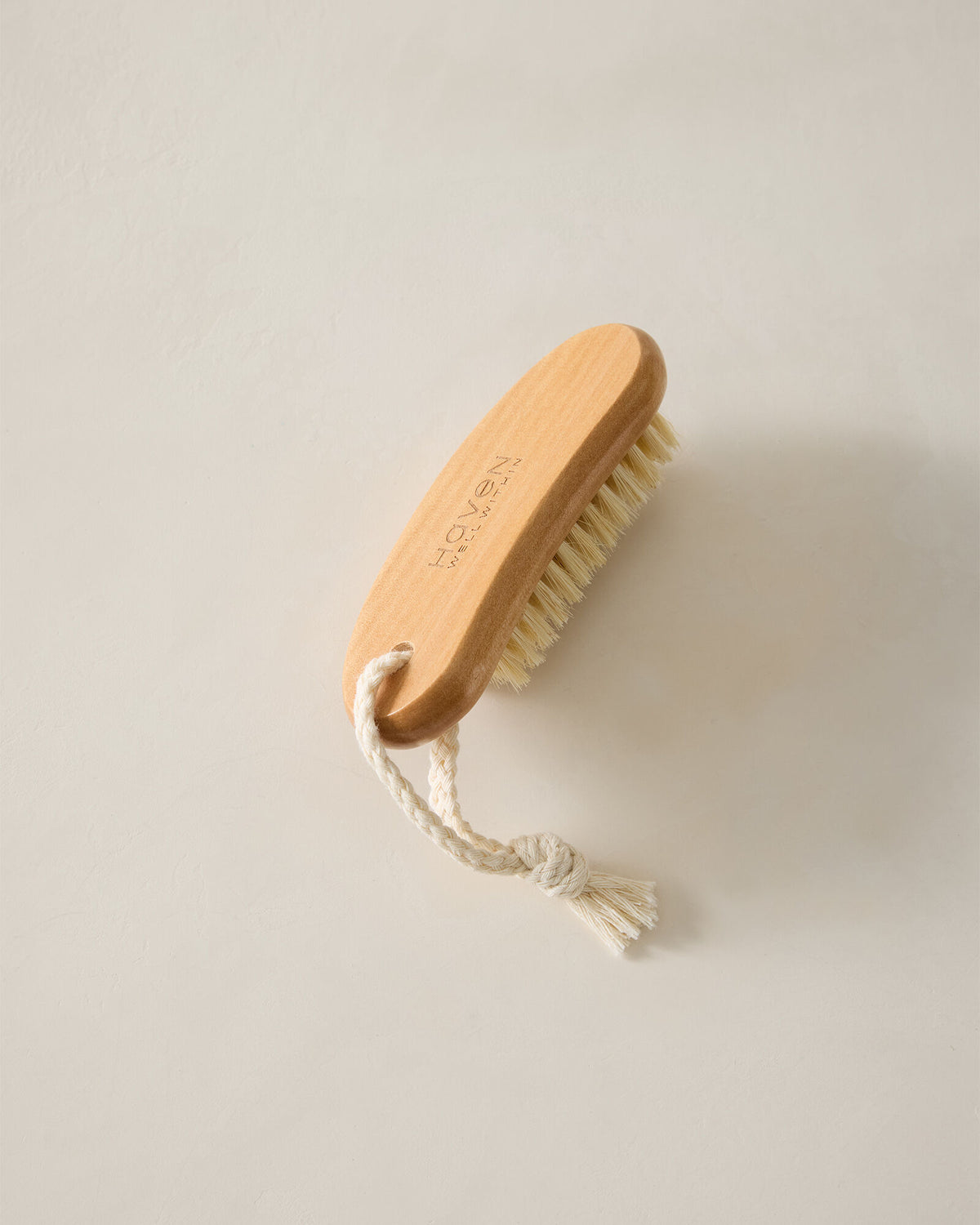 Talbots LOTUS WOOD NAIL BRUSH