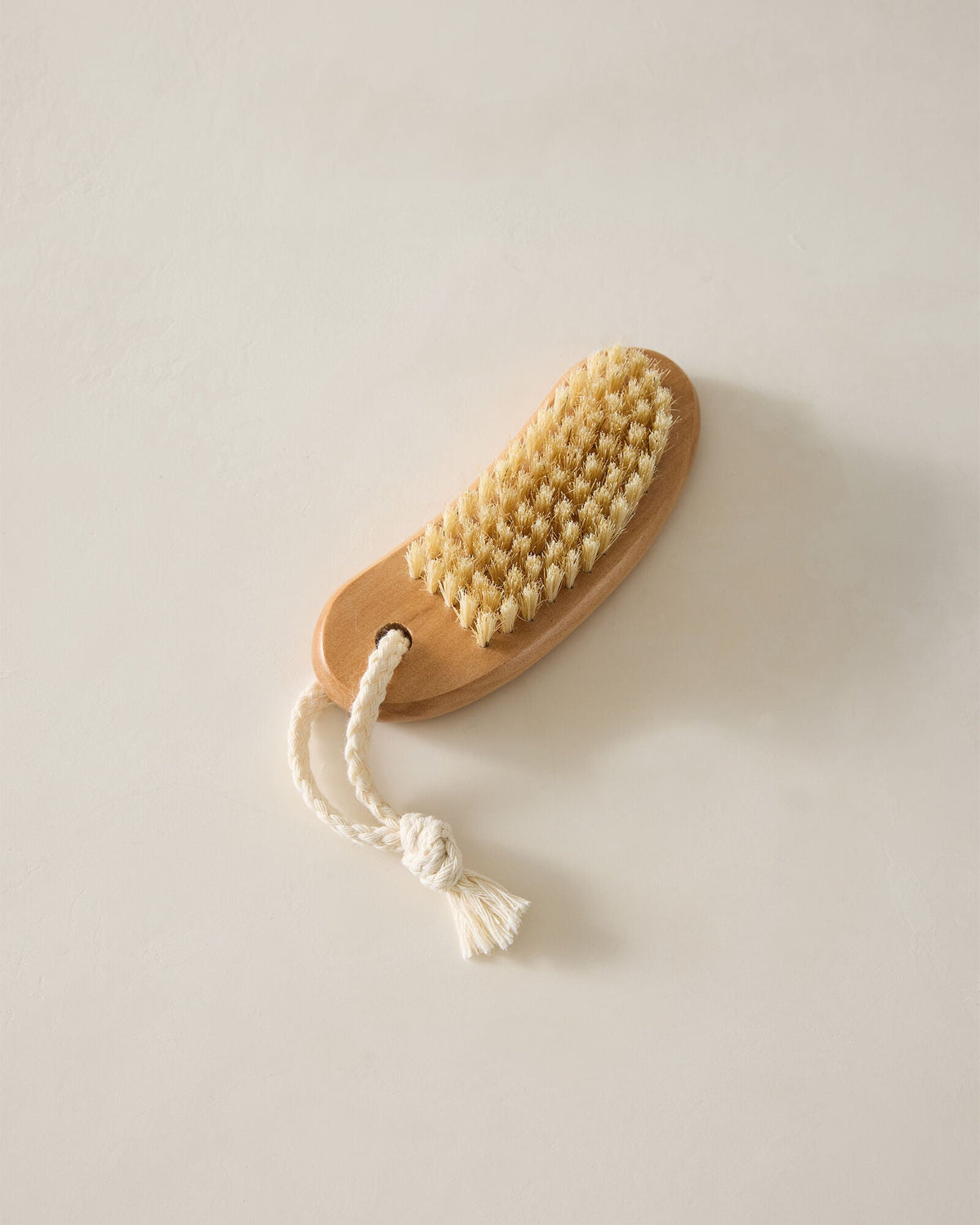 Talbots LOTUS WOOD NAIL BRUSH