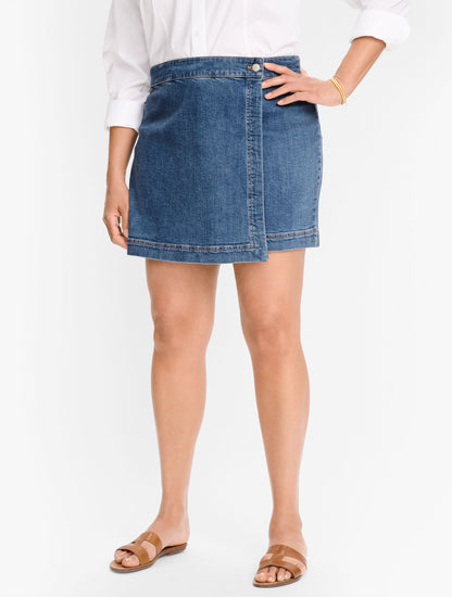 Talbots PLUS EXCLUSIVE SUMMERWEIGHT DENIM SKORT - ALESSIA WASH