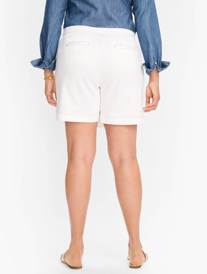 Talbots PLUS EXCLUSIVE SUMMERWEIGHT DENIM SKORT - WHITE