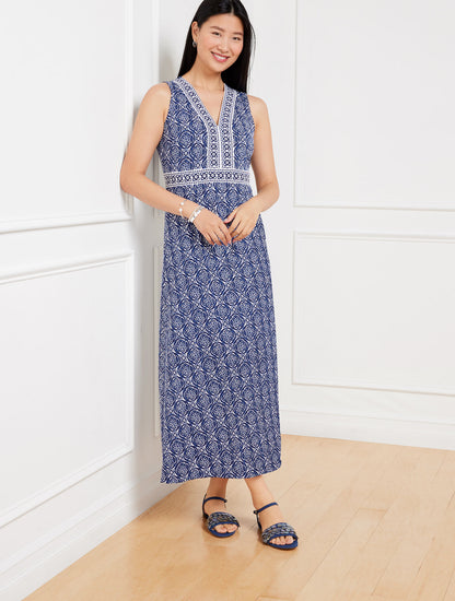 Talbots EFFORTLESS JERSEY MAXI DRESS - PRETTY MEDALLION