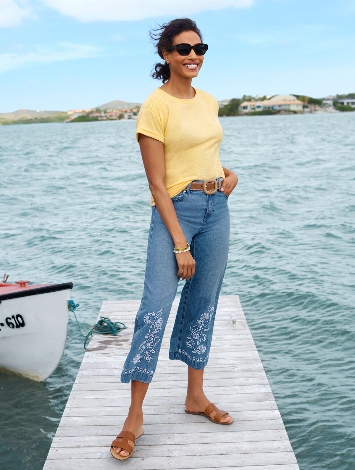 Talbots HIGH WAIST WIDE CROP EMBROIDERED JEANS - LACEY WASH