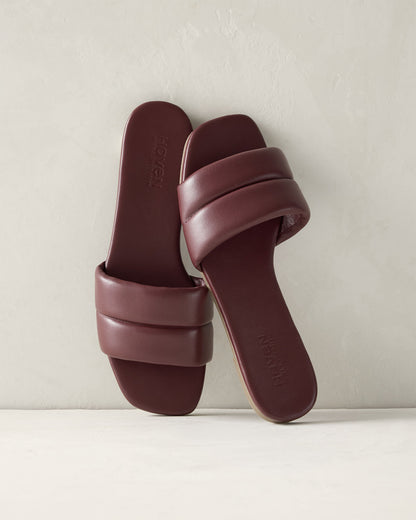 Talbots QUILTED LEATHER SLIDES