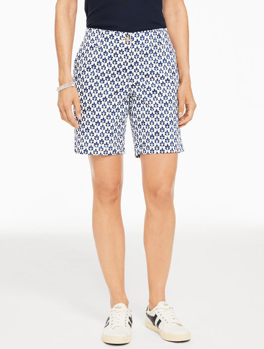 Talbots RELAXED CHINO SHORTS - GRAPHIC LEAVES