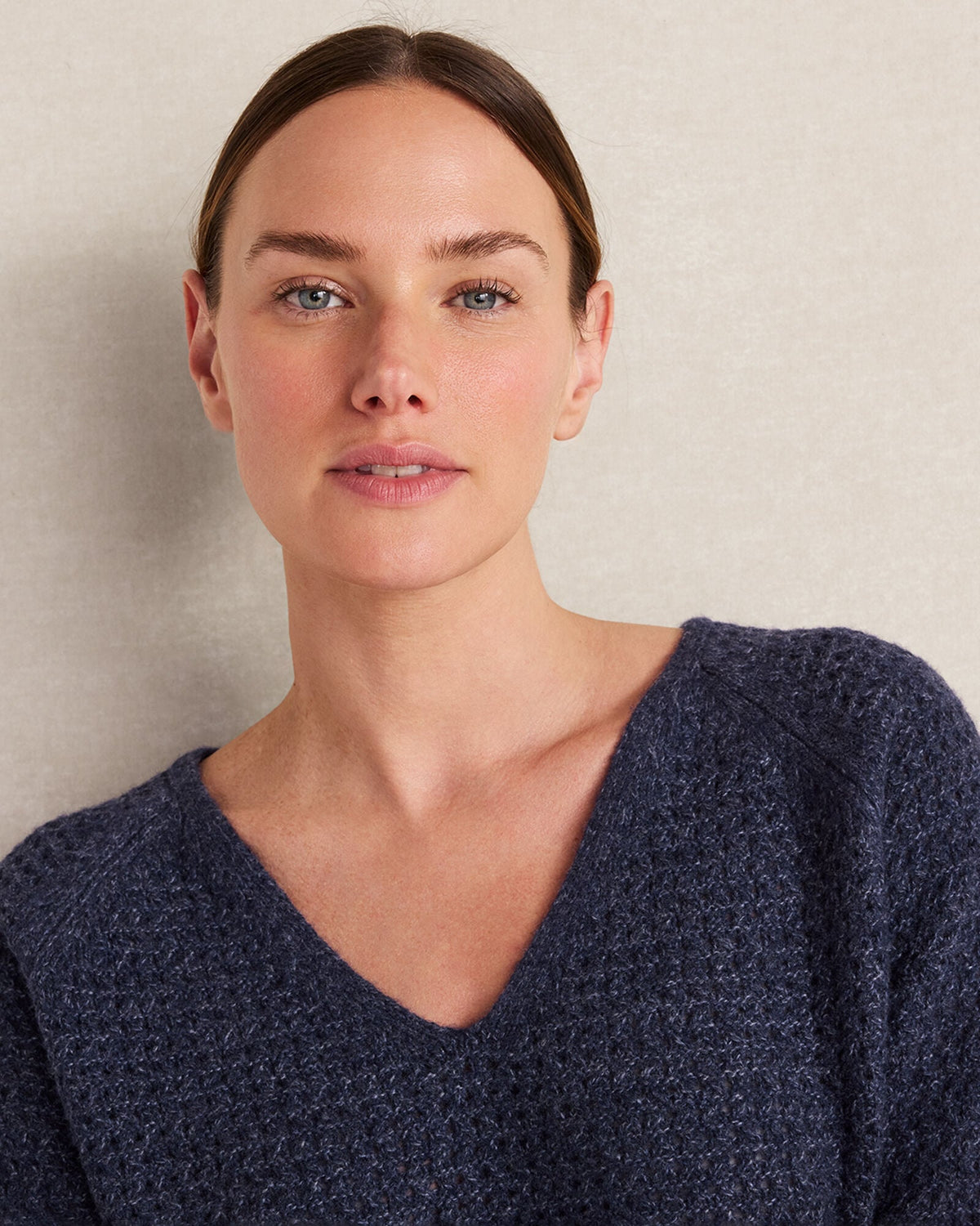 Talbots MERINO WOOL BLEND V-NECK SWEATER